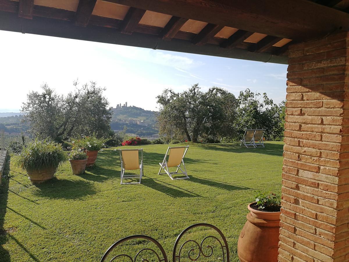 Апартаменты Poggetto Di Montese Сан-Джиминьяно Экстерьер фото